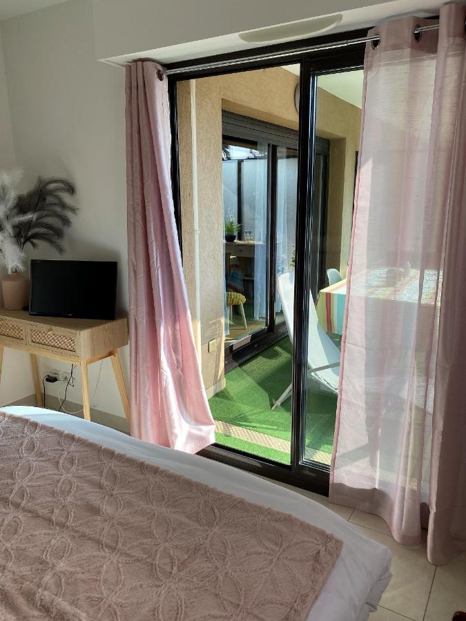 T2 proche de la gare, à 10 minutes à pieds de la Croisette, piscine&parking dans résidence de haut standing Cannes Esterno foto