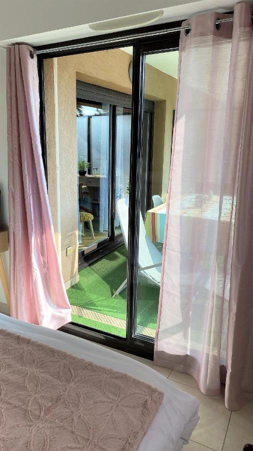 T2 proche de la gare, à 10 minutes à pieds de la Croisette, piscine&parking dans résidence de haut standing Cannes Esterno foto